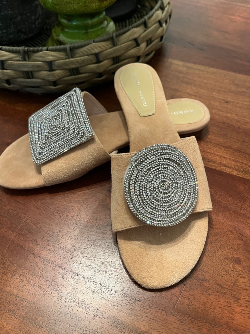 KOKO + PALENKI DINA SUEDE SLIDE SANDALS SILVER EMBELLISHMENT SIZE 9.5 nwot